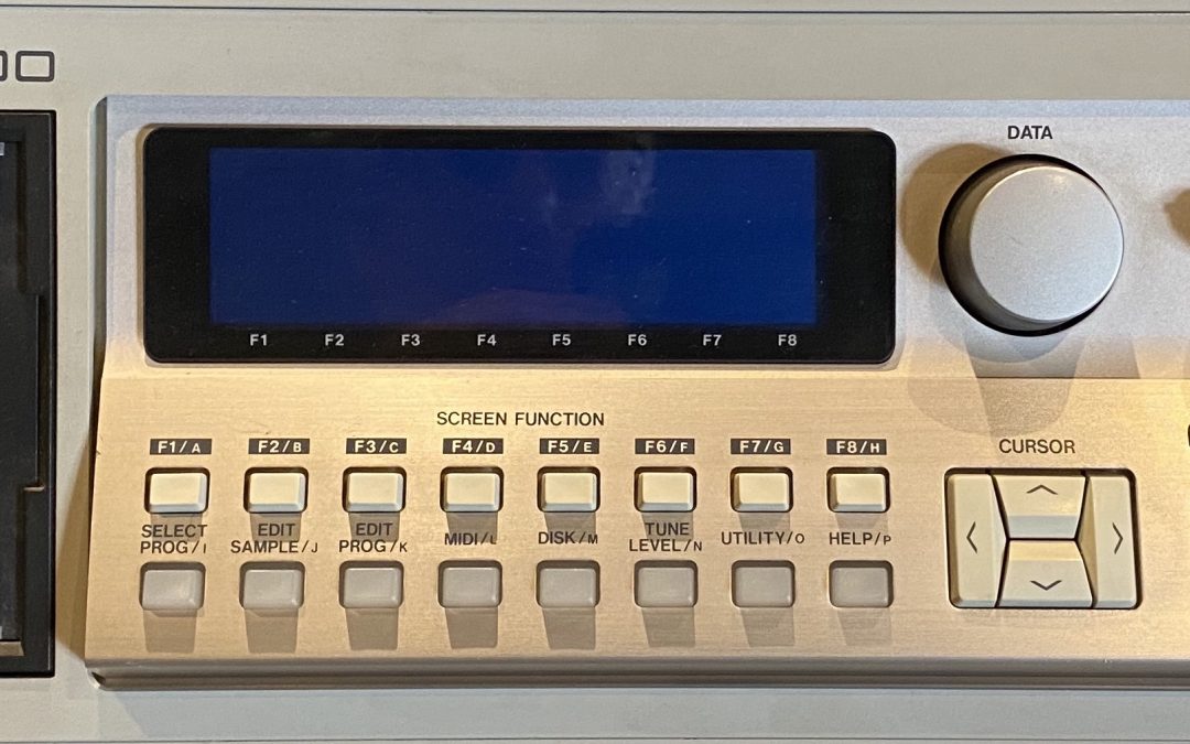 Akai S-3200 Sampler
